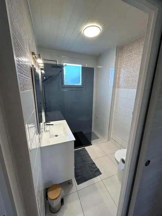 Jolie Villa Independante Climatisee 3 Chambres Tout Confort 6 Couchages, Piscine Chauffee 4 X 8 Disponible Selon Meteo De Mai A Fin Septembre, Jacuzzi 4 Places, Boulodrome Eclaire, Ping-Pong, Wifi, Proche Commerces Animaux Domestiques Sur Demande Bretenoux 0*,  Γαλλία